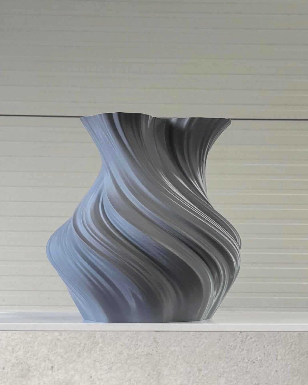 3D VASE CORAL LIGHT GREY