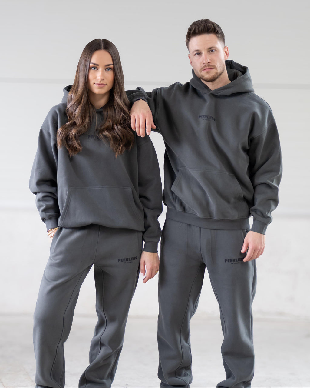 ICONIC HOODIE DARK GREY