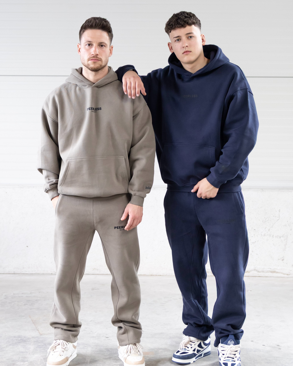 ICONIC HOODIE TAUPE