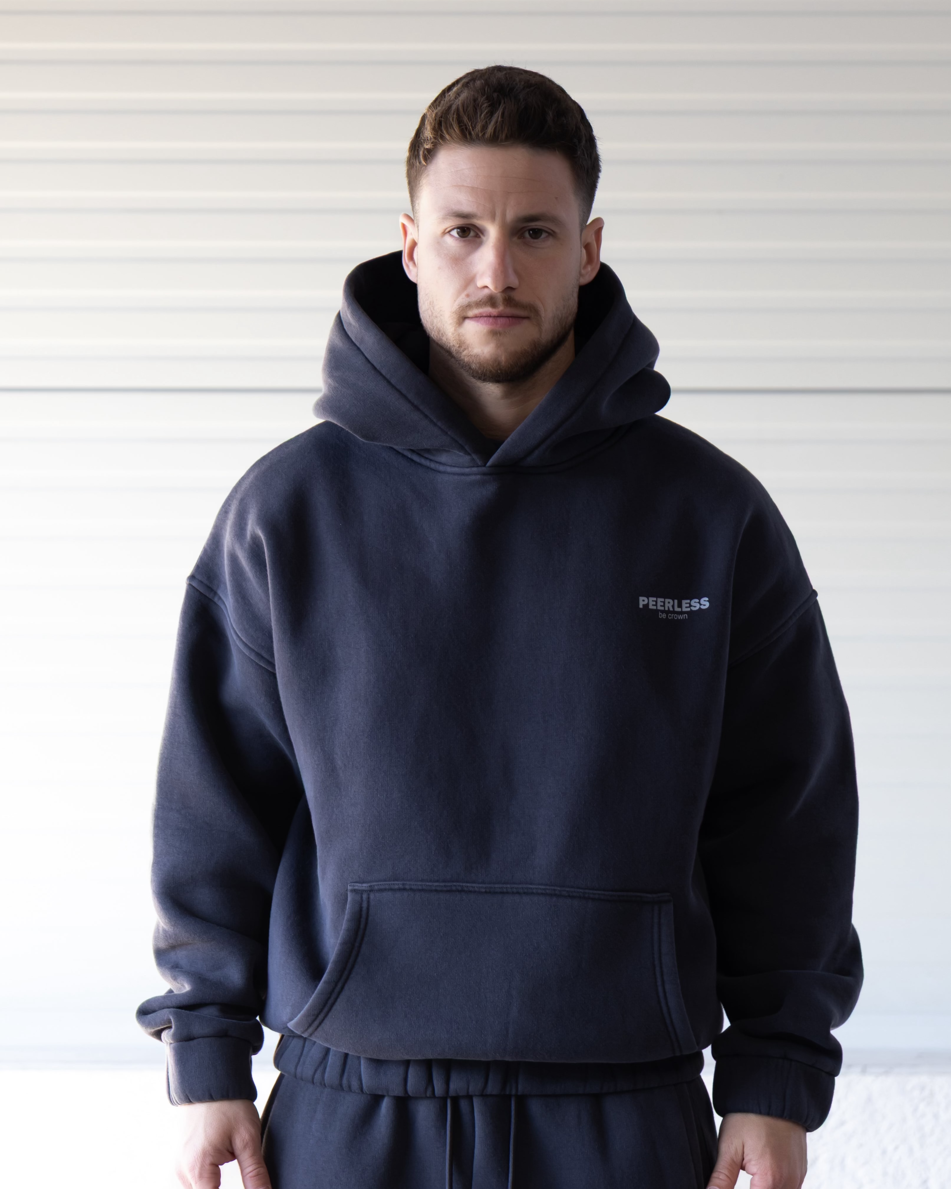 CROWNED HOODIE WASHED BLACK 1