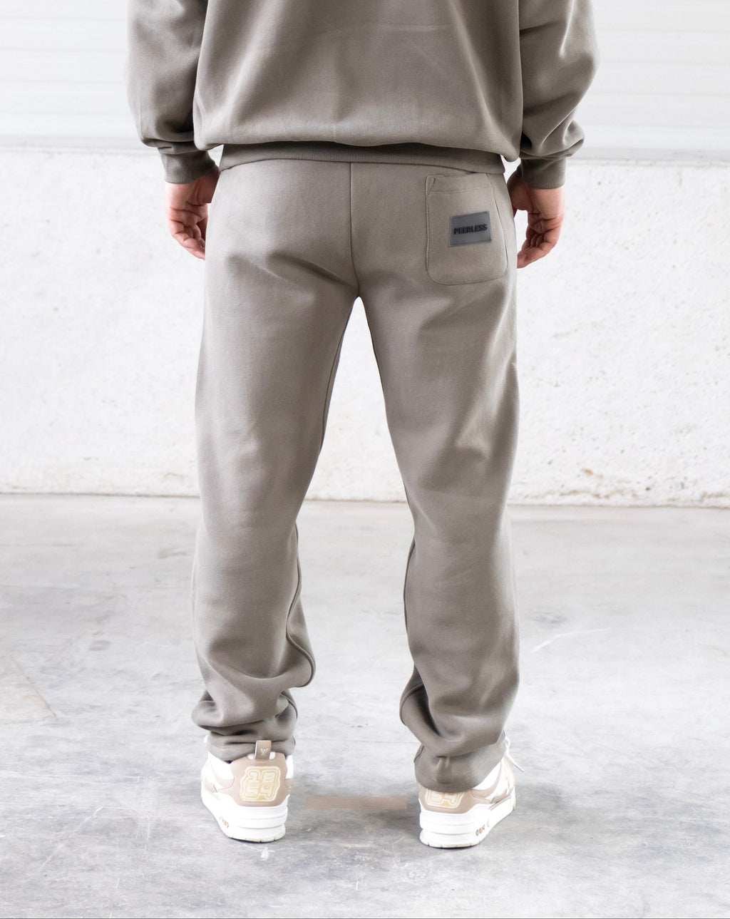 ICONIC SWEATPANTS TAUPE