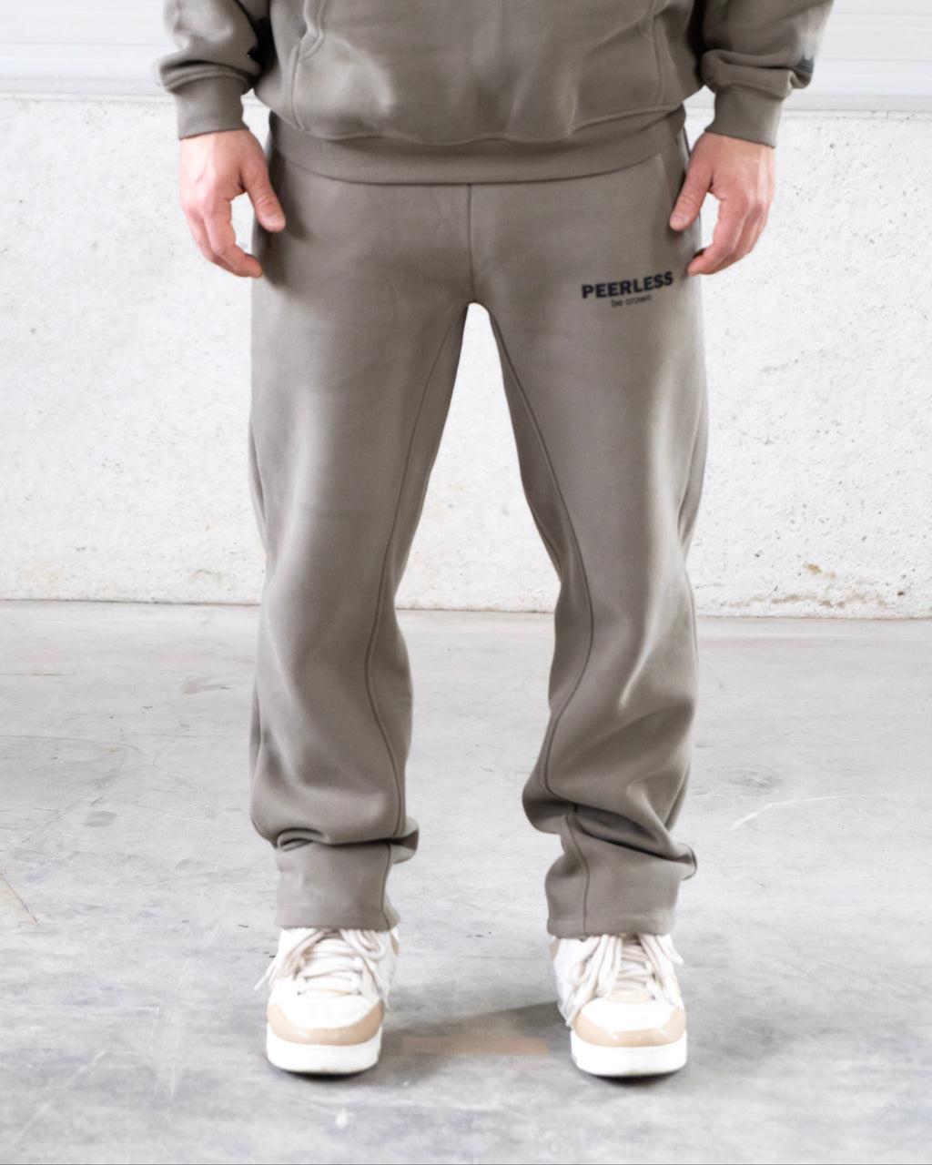 ICONIC SWEATPANTS TAUPE