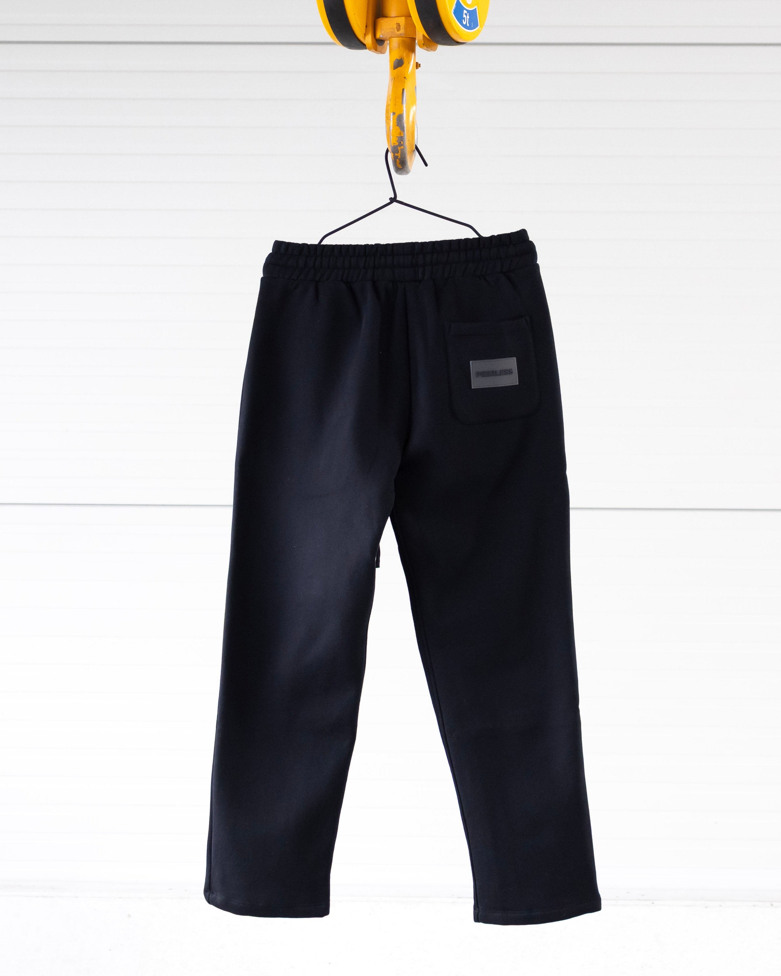 ICONIC SWEATPANTS BLACK