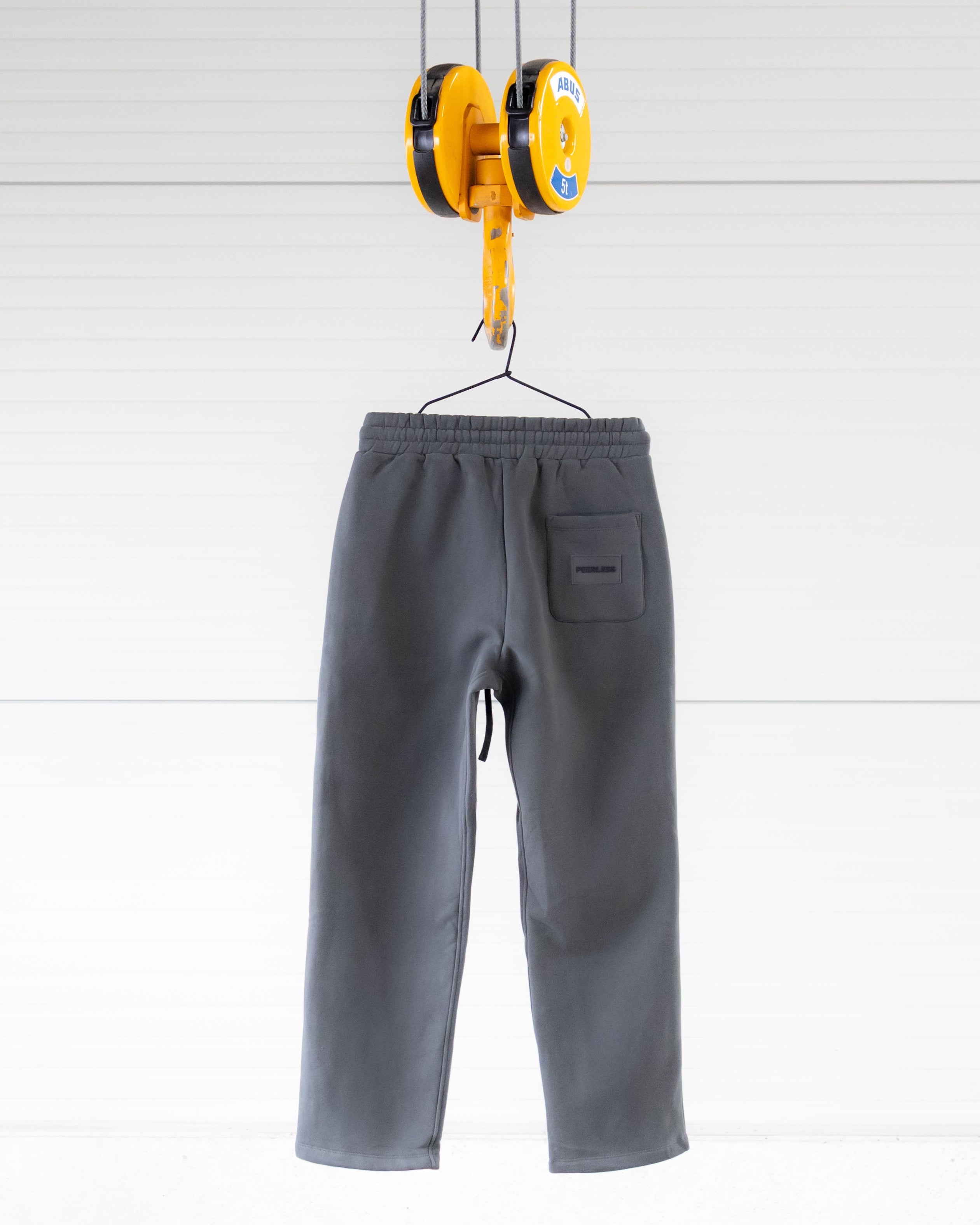 ICONIC SWEATPANTS DARK GREY