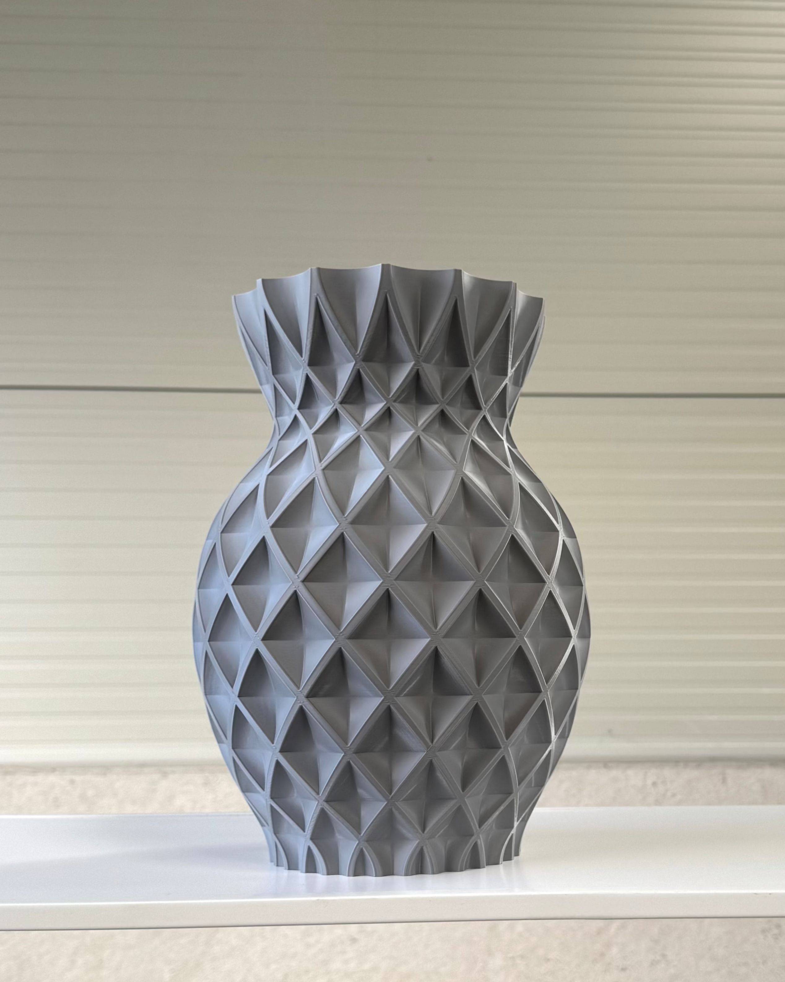 3D VASE PINAPPLE LIGHT GREY